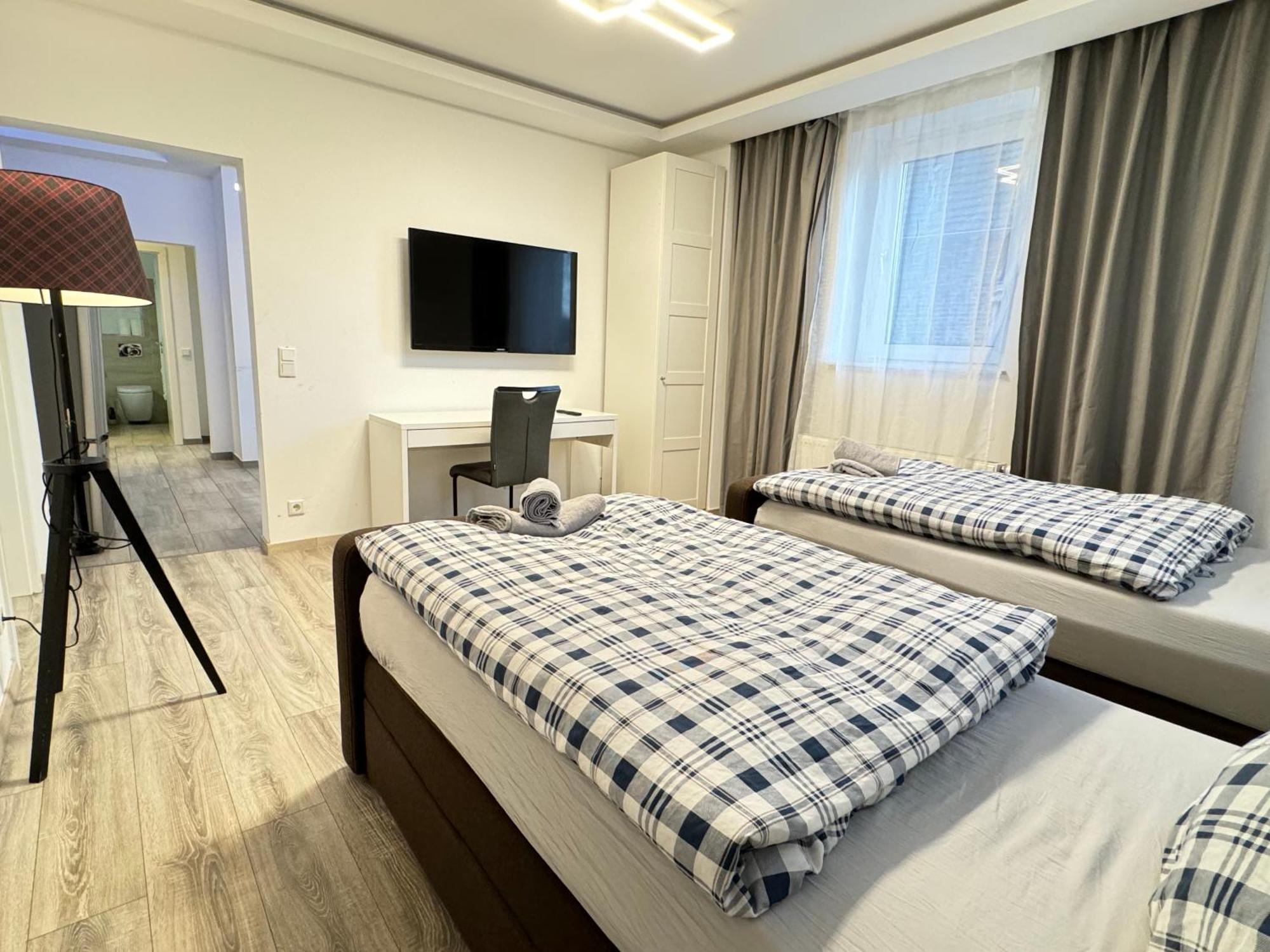 Apartments - Free Parking - Wifi - Kitchen Essen Ngoại thất bức ảnh