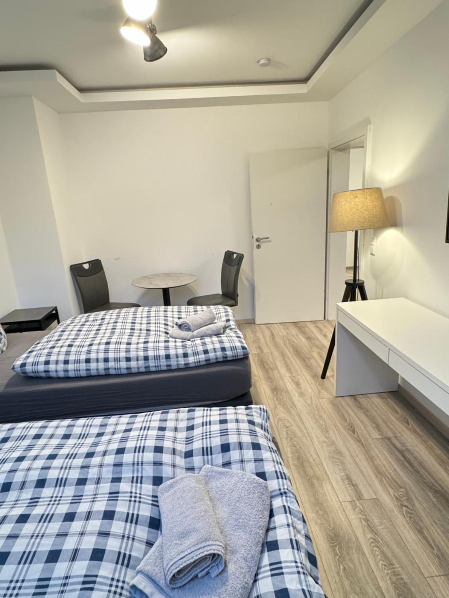 Apartments - Free Parking - Wifi - Kitchen Essen Ngoại thất bức ảnh