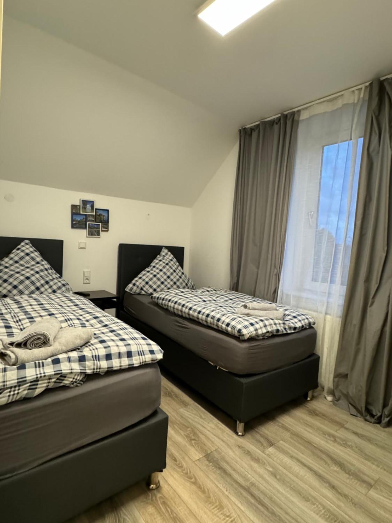 Apartments - Free Parking - Wifi - Kitchen Essen Ngoại thất bức ảnh