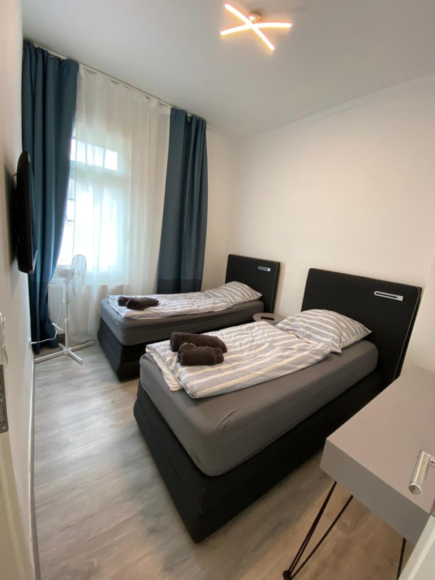 Apartments - Free Parking - Wifi - Kitchen Essen Ngoại thất bức ảnh