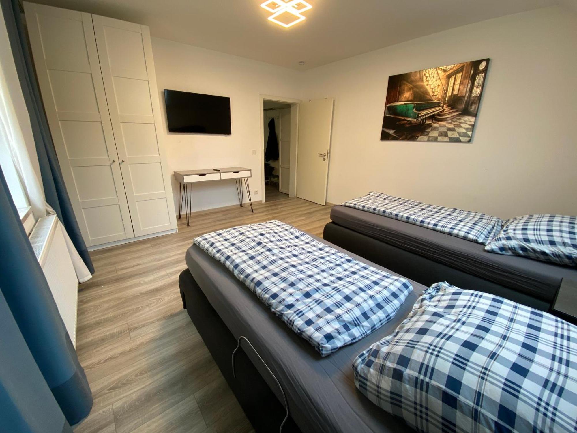 Apartments - Free Parking - Wifi - Kitchen Essen Ngoại thất bức ảnh